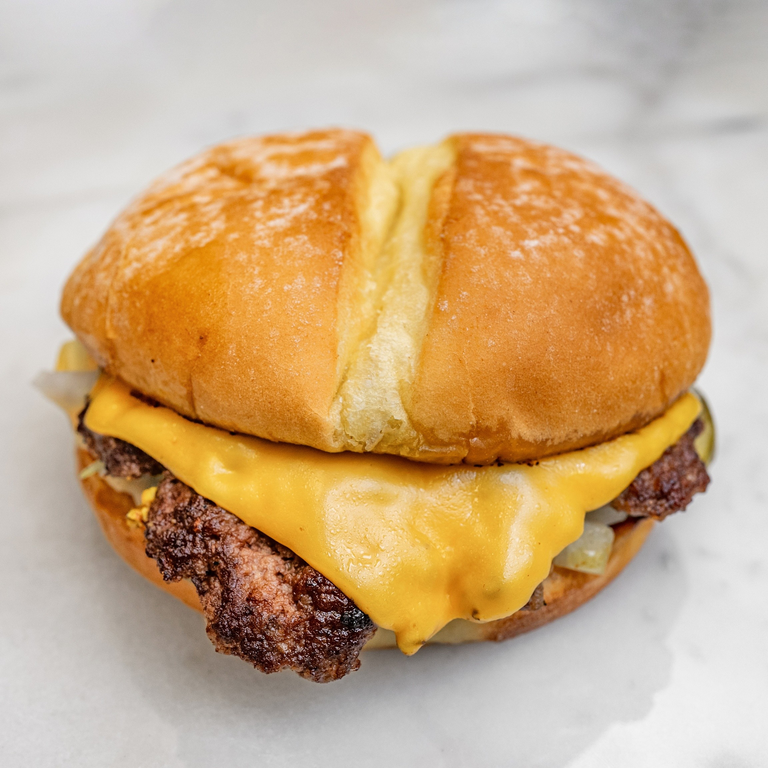 Delicious Cheeseburger Experience